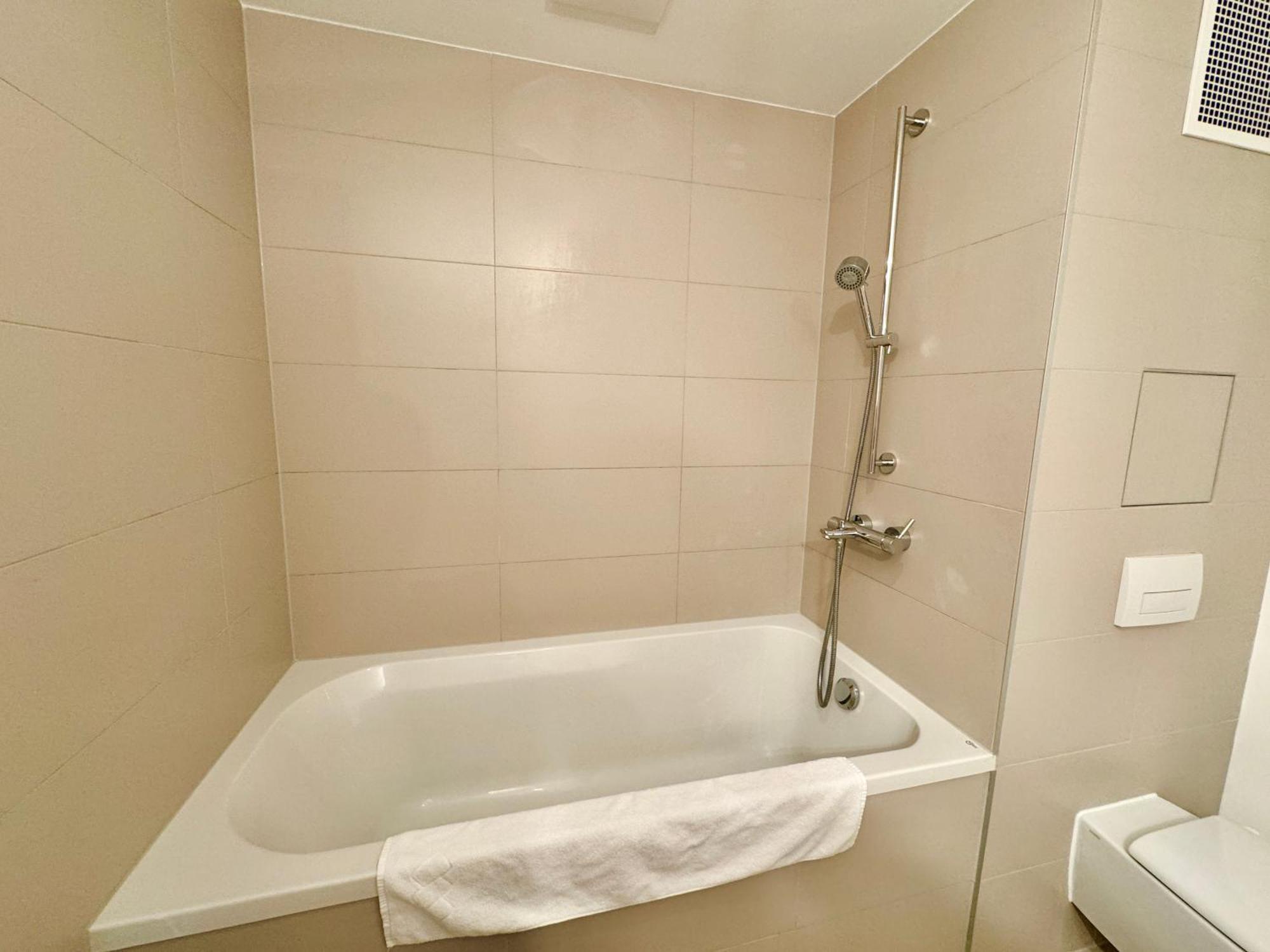 Bright Modern Maisonette With Garden & Free Parking Vienna