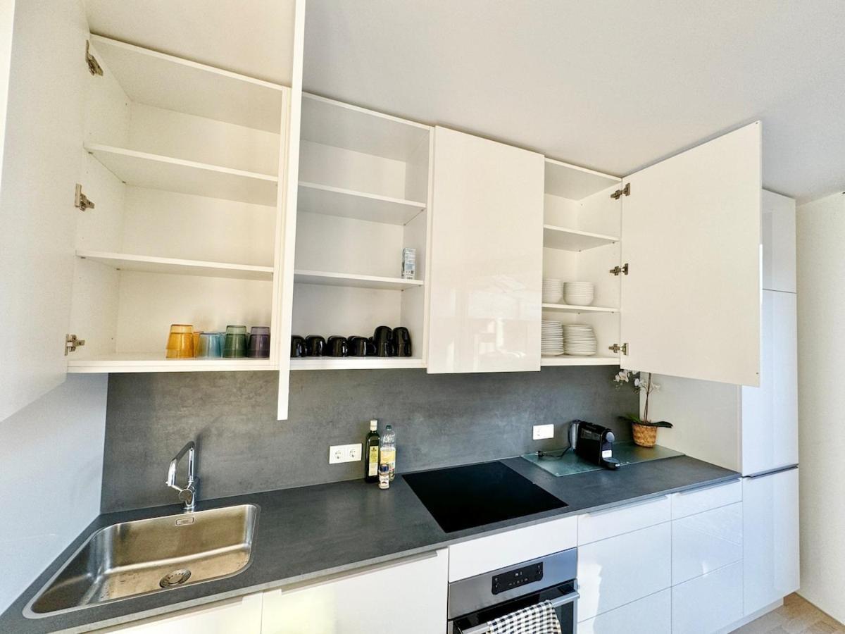 Bright Modern Maisonette With Garden & Free Parking